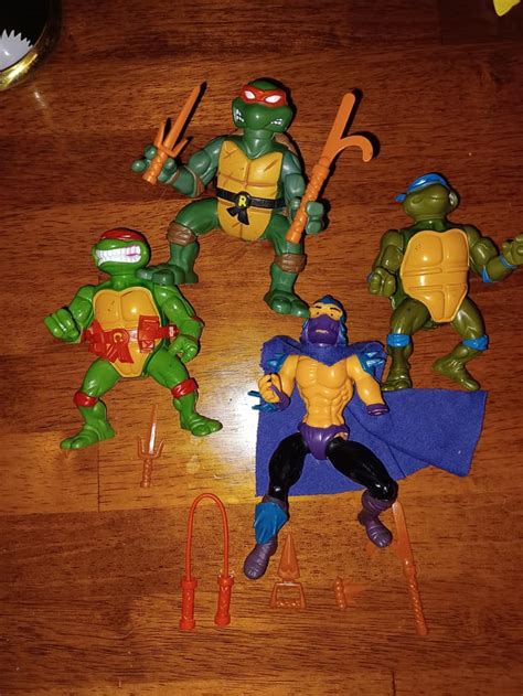 Hey, I'm pretty new to TMNT toys and wondering if they below weapons were made for multiple ...