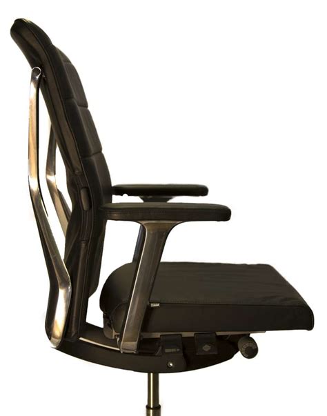 Ergonomic Office Chairs London | SHOF Co.