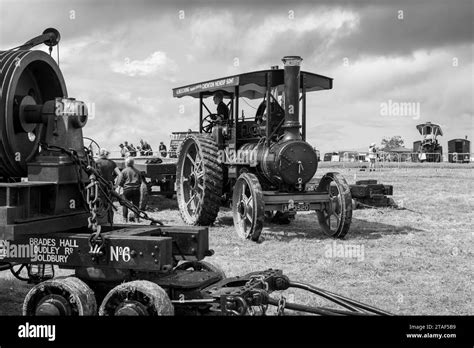 Steam Traction Engine 1900s Hi Res Stock Photography And Images Alamy