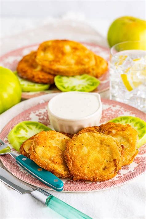 Easy Southern Fried Green Tomatoes Recipe