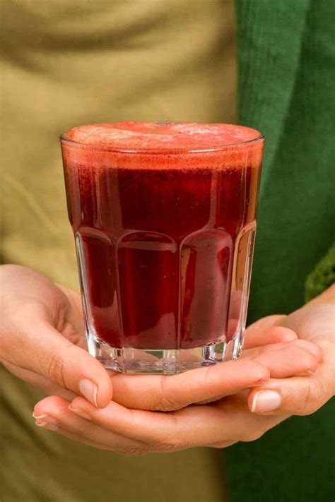 9 Health Benefits Of Beet Juice Incredible Clean Eating Kitchen