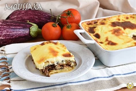 MOUSSAKA Con Patate Melanzane Besciamella Ricetta Tradizionale Greca