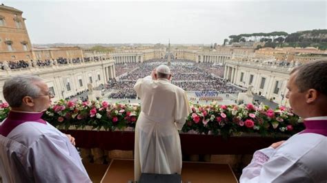 Urbi Et Orbi Il Papa La Pace Non Si Costruisce Con Le Armi Ma