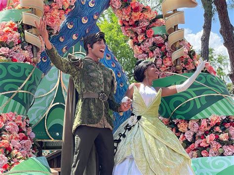 Update Tiana And Naveen Continue To Lead Festival Of Fantasy Parade At