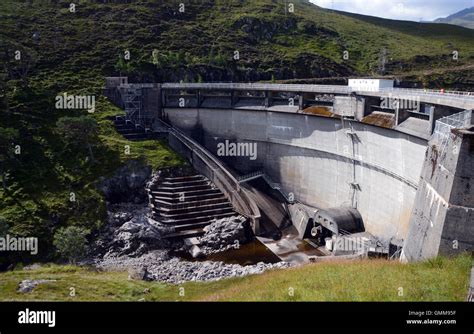 Loch Monar Dam Hi Res Stock Photography And Images Alamy