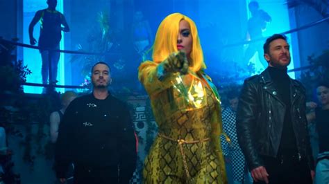 David Guetta Enr Le Bebe Rexha Et J Balvin Dans Le Clip Tropical De