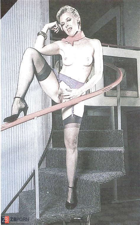 DDG THE MARVELOUS JULIET ANDERSON AKA AUNTY PEG ZB Porn