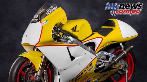 Honda NSR500V | Two-stroke 500 twin-cylinder GP racer | MCNews