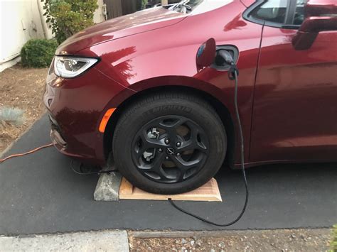 Charging Cable Theft 2017 Chrysler Pacifica Minivan Forums