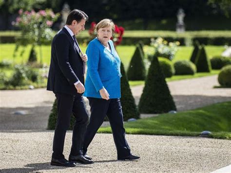 Treffen mit Italiens Ministerpräsident Conte Merkel dringt auf