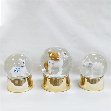 Snowman Gift Souvenirs Luxury Snow Ball Custom Snow Globes Resin Snow