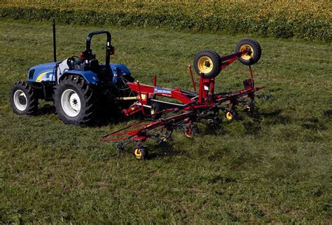 Proted™ Rotary Tedders Overview Haytools ＆ Spreaders New Holland