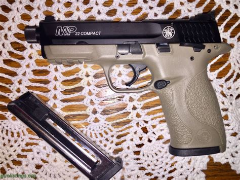 Gunlistings.org - Pistols Smith & Wesson M&P22 Compact 22lr Near New