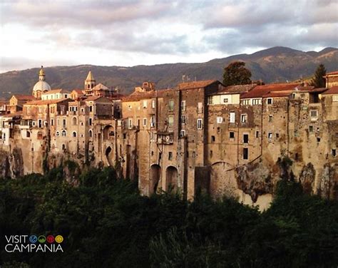 5 Splendidi Borghi Da Visitare In Campania Visit Campania