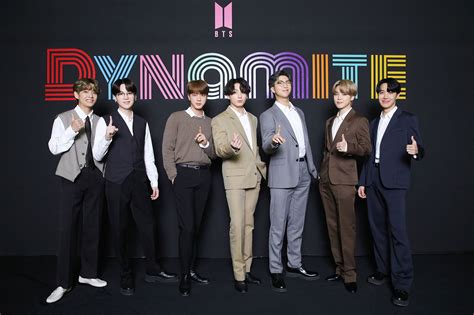 Bts Encabeza La Lista De Los Artistas Que Hicieron Brillar El 2020