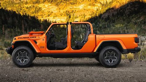 Jeep Lineup Provides A Pop Of Color For The Summer Cape Coral Chrysler Dodge Jeep Ram