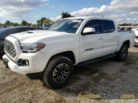 3tmcz5an9pm557068 2023 Toyota Tacoma Double Cab View History And