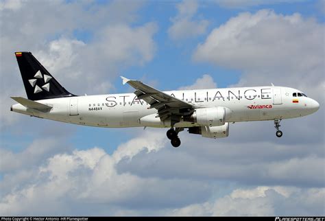 N Av Avianca Airbus A Photo By Hector A Rivera Valentin Hr