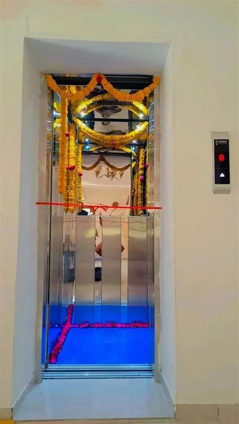 Headway Hw New Auto Door Passenger Lift With Machine Room Maximum