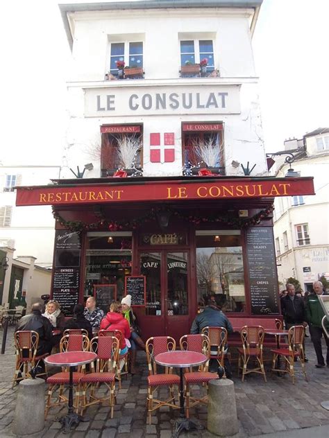 Le Consulat Restaurantes Tiendas Fachadas