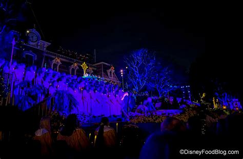 Disney Epcot Candlelight Processional Schedule Malia Rozalie