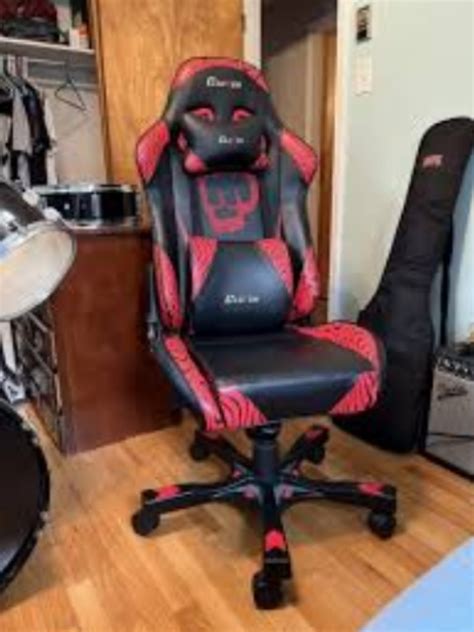 What Type Of Chair Does Pewdiepie Use Chairs Edge