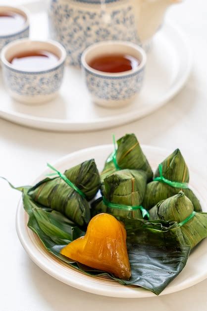 Premium Photo | Traditional chinese sticky rice dumplings