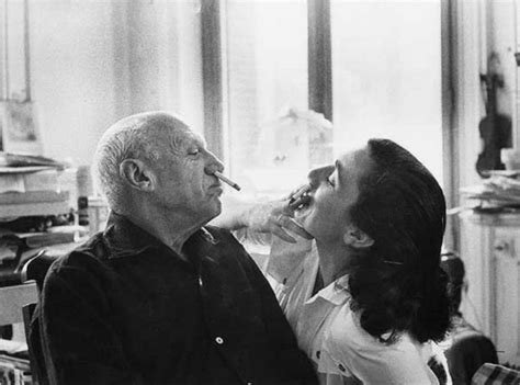 Intimate Photos Capture The Everyday Life Of Pablo Picasso In His