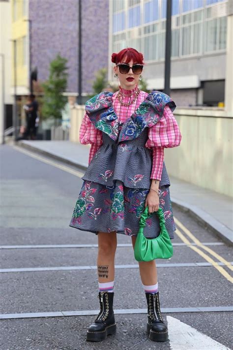 Quirky Fashion Cool Street Fashion Colorful Fashion Romantic Fashion