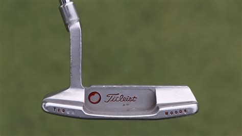 Why The Red Dots On Tiger Woods Iconic Putter Are Important