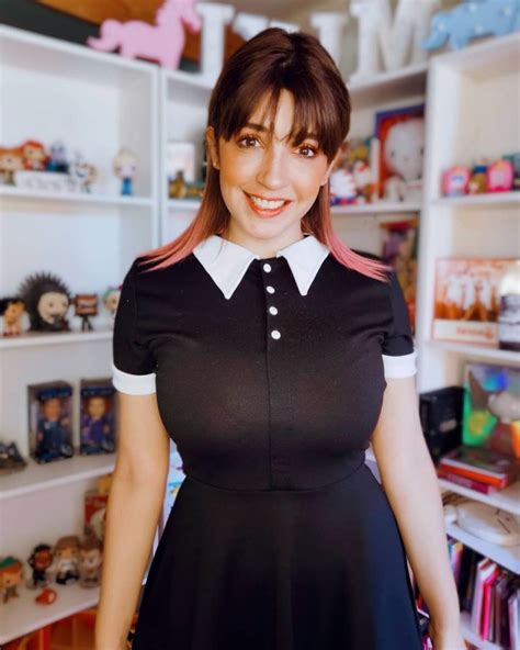 Cómo tan necesitados Lorena Miki se molesta por comentarios en foto en bikini Tecache cl