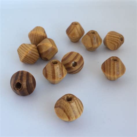 25x Wood Beads 16mm Honey Brown Bicone Striped Wooden Pine Macrame Bead