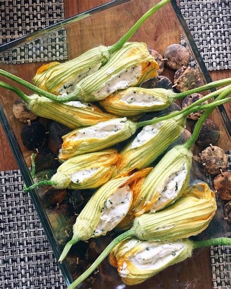 Ricotta Stuffed Courgette Flowers Recipes Garden Recipes Courgette