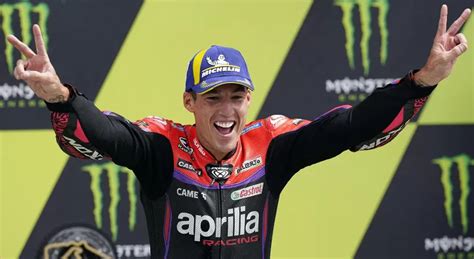 Trionfo Aprilia Nel Gp Di Catalogna Vince Aleix Espargaro