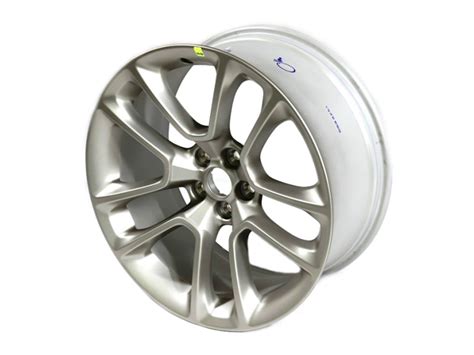 Authentic Mopar 20 X 9 0 Gold School 50th Anniversary Edition Wheel