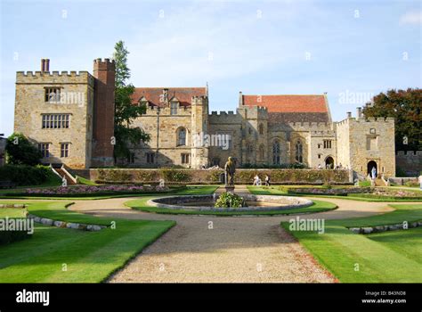 Penshurst Place Hi Res Stock Photography And Images Alamy