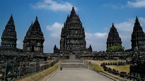 Wisata Candi Prambanan Yogyakarta Word Pariwisata