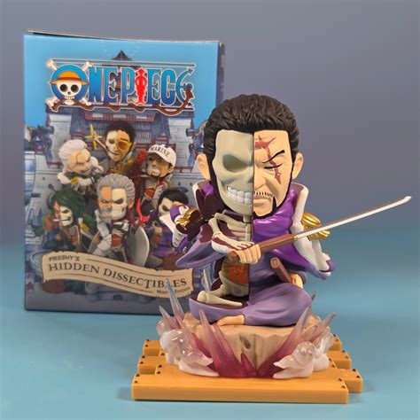 Mighty Jaxx One Piece Hidden Dissectibles Marines Edition - Issho