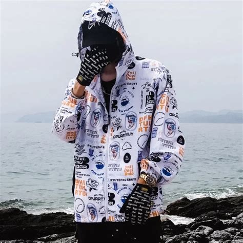 Graffiti Print Jacket Men Hip Hop Windbreakers Hoody Jacket Slim Fit