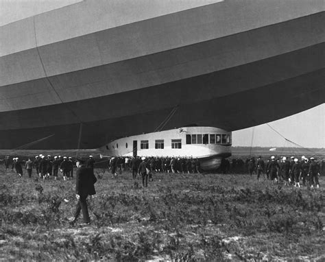 USS Los Angeles Airship Photograph by Underwood Archives