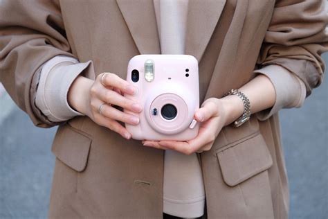 使い方ガイド！待望の新作チェキ「instax Mini 11」徹底解剖！ On And On Blog