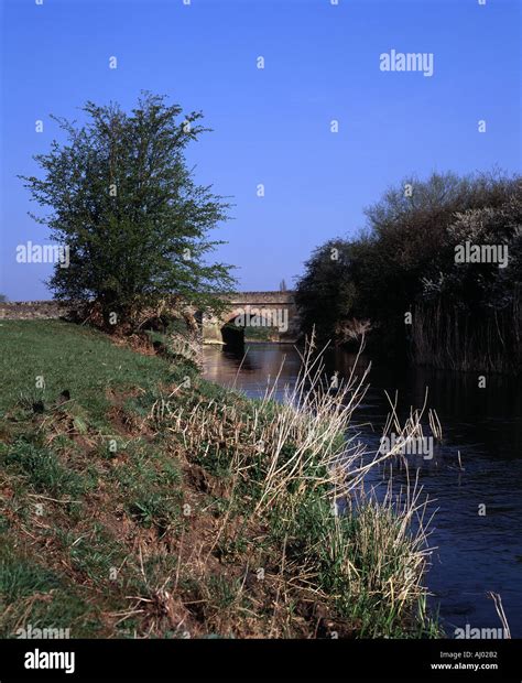 River Great Ouse And The Bridge At Turvey Bedfordshire Stock Photo Alamy