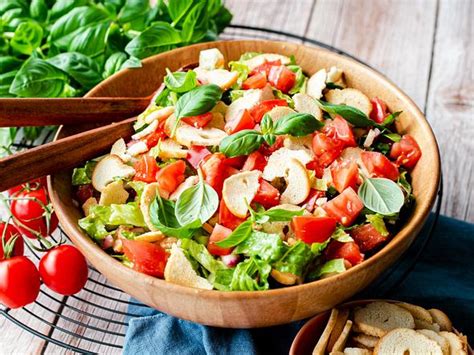 Bunter Sommersalat Zum Grillen Bunter Salat Rezept Lecker Habaccuc