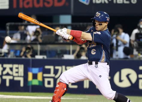 ‘안타 머신 손아섭 2504안타로 Kbo 역대 최다 안타 타이