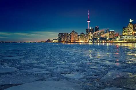 50,000+ Toronto Winter Pictures | Download Free Images on Unsplash