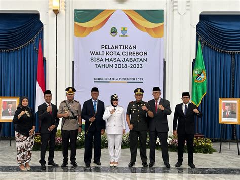 Pj Gubernur Jabar Lantik Eti Herawati Jadi Walikota Cirebon Sisa Masa