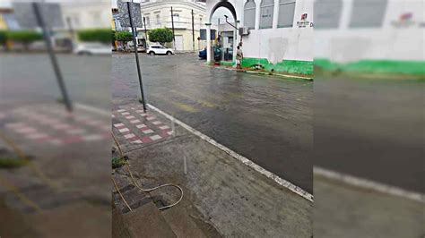 Por Lluvias Se Inundan Calles De Alvarado La Silla Rota