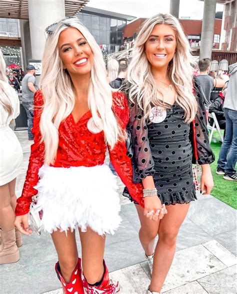 28 ADORABLE University of Alabama Game Day Outfits! — Nikki Lo