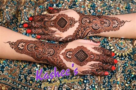 Kashees Simple Eid Mehndi Designs For Back Hands 2024