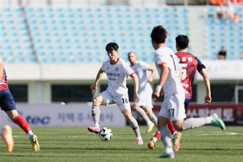 김천 철벽수비에 막힌 공격축구 강원fc 0 1 아쉬운 패